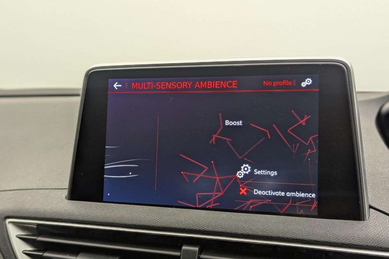 2019 PEUGEOT 5008 2019 PEUGEOT 5008
