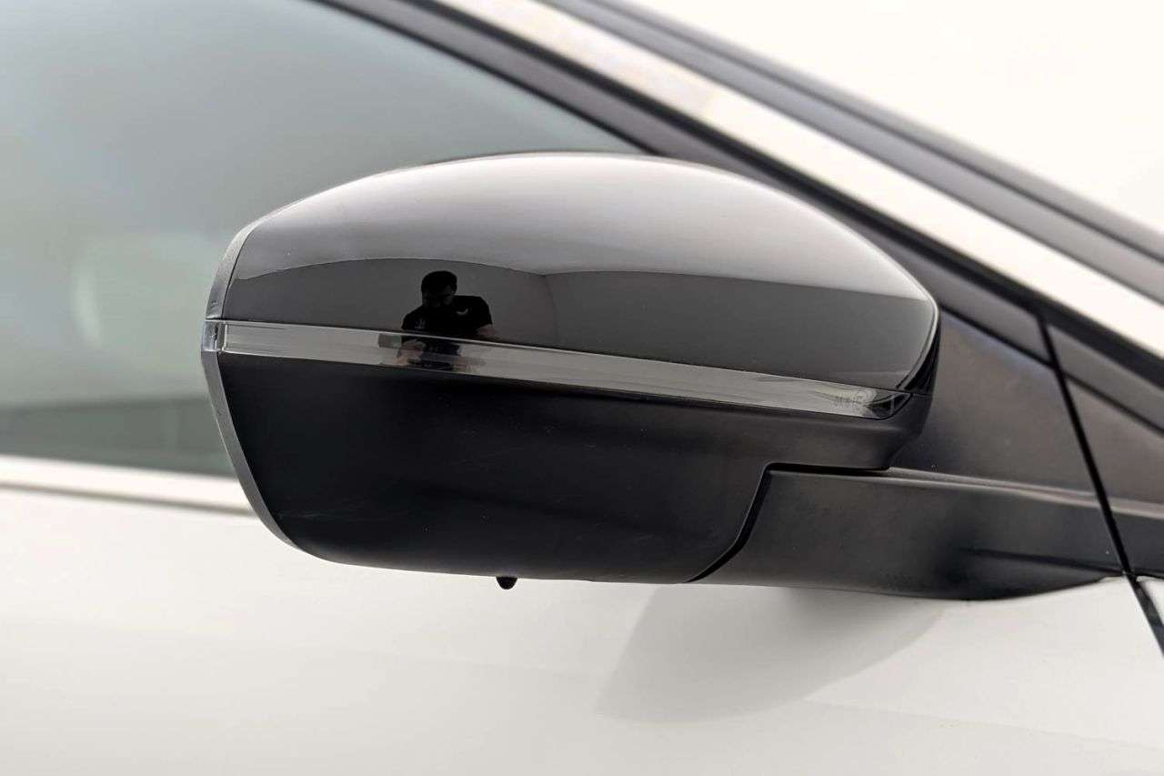 2019 PEUGEOT 5008 2019 PEUGEOT 5008
