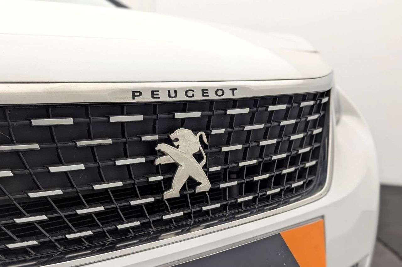 2019 PEUGEOT 5008 2019 PEUGEOT 5008