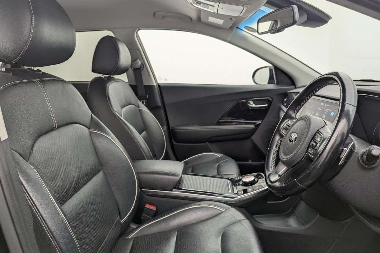 A 2021 KIA NIRO 64kWh 3 SUV 5dr Electric Auto (201 bhp) Award Winning 5 Star Dealership A 2021 KIA NIRO 64kWh 3 SUV 5dr Electric Auto (201 bhp) Award Winning 5 Star Dealership