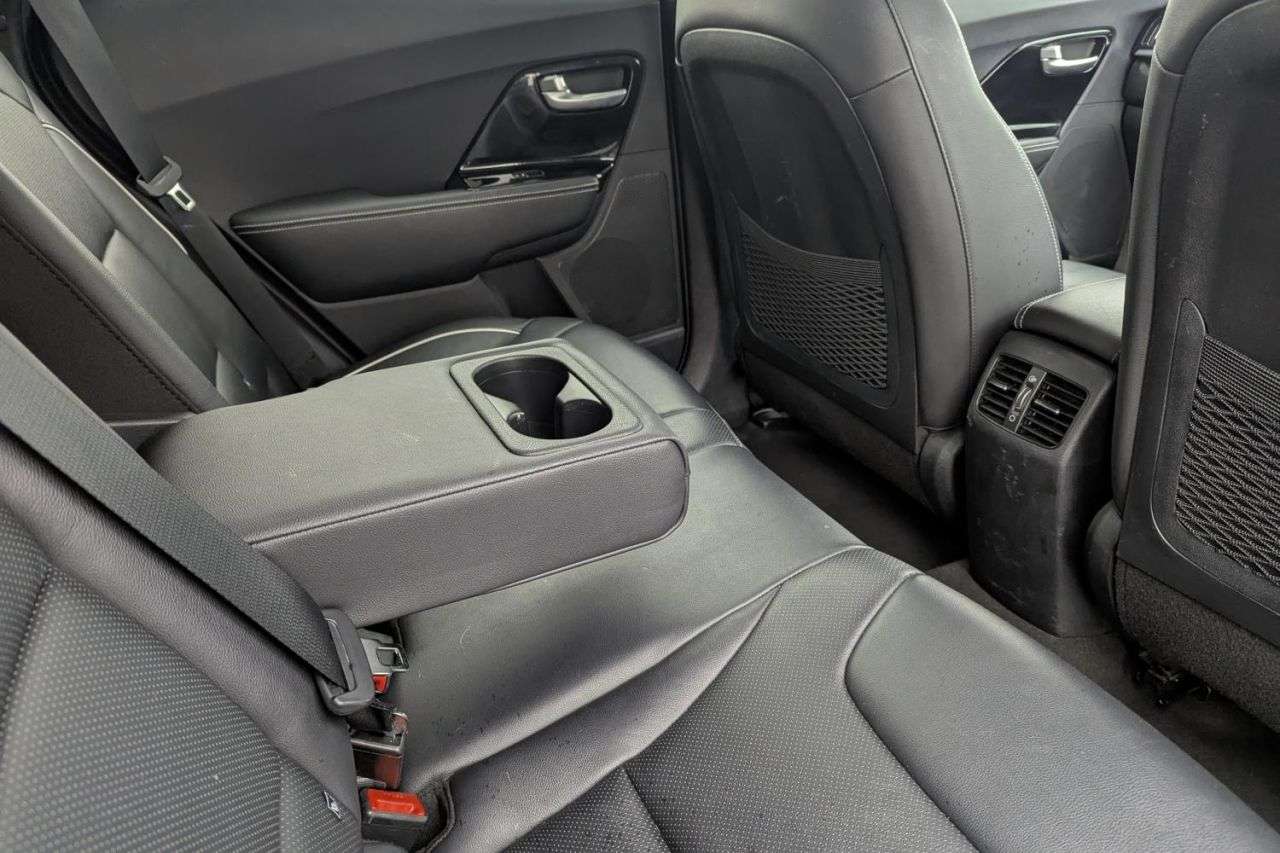 2021 KIA NIRO 2021 KIA NIRO