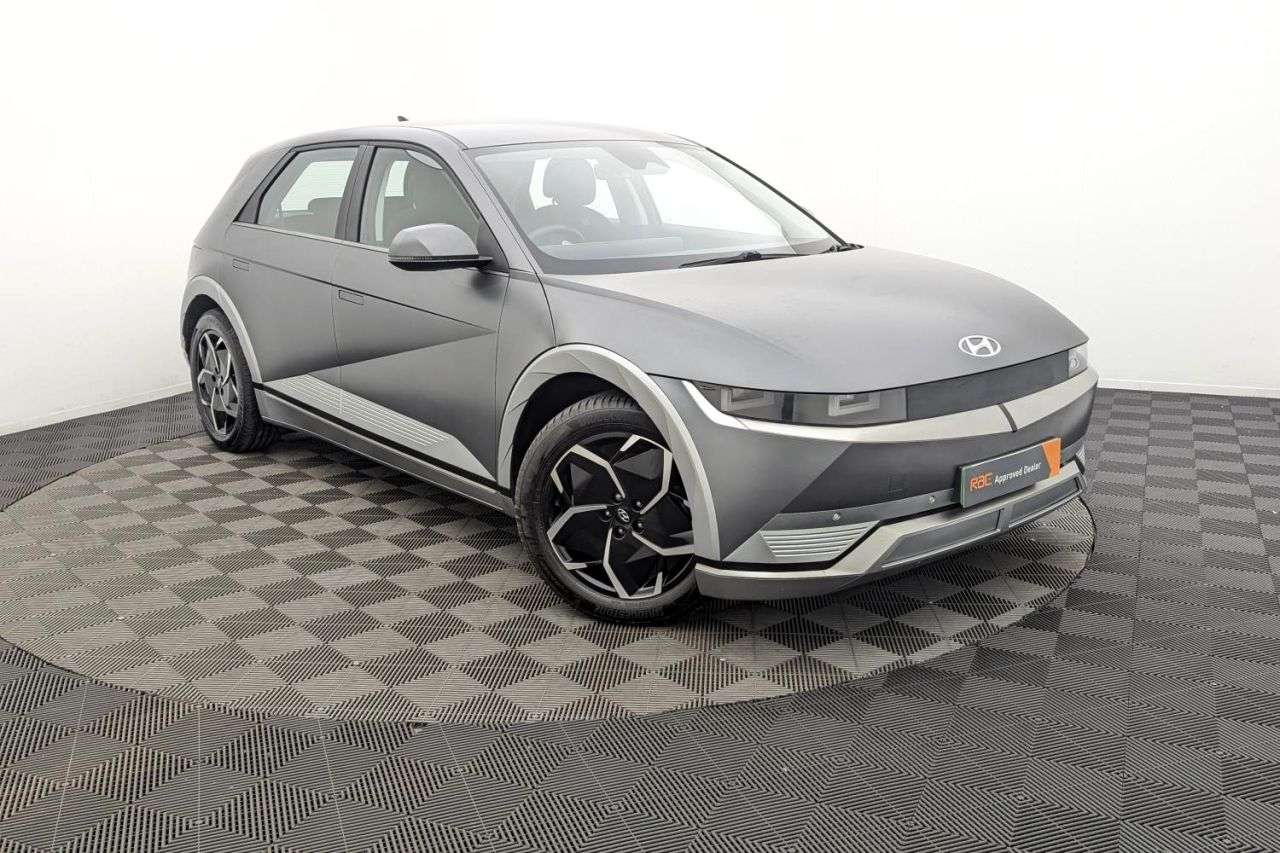 A 2022 HYUNDAI IONIQ 5 73kWh Premium Hatchback 5dr Electric Auto (217 ps) Award Winning 5 Star Dea A 2022 HYUNDAI IONIQ 5 73kWh Premium Hatchback 5dr Electric Auto (217 ps) Award Winning 5 Star Dea