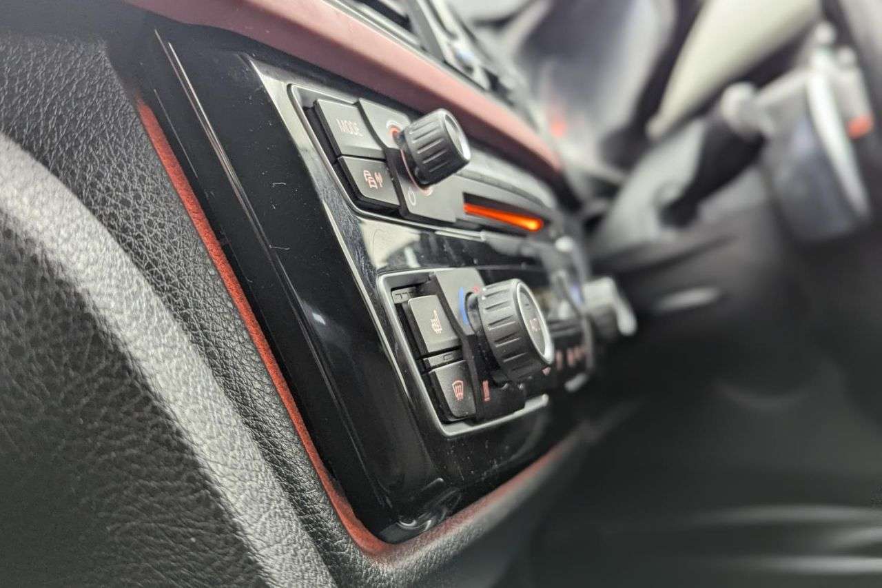 2018 BMW 3 SERIES 2018 BMW 3 SERIES