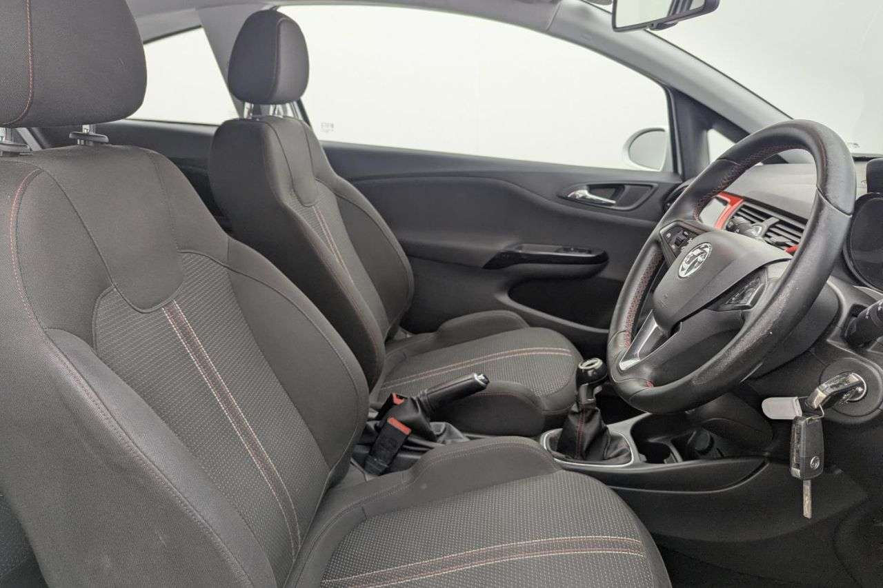 A 2016 VAUXHALL CORSA 1.4i ecoFLEX SRi VX Line Hatchback 3dr Petrol Manual Euro 6 (90 ps) Award W A 2016 VAUXHALL CORSA 1.4i ecoFLEX SRi VX Line Hatchback 3dr Petrol Manual Euro 6 (90 ps) Award W