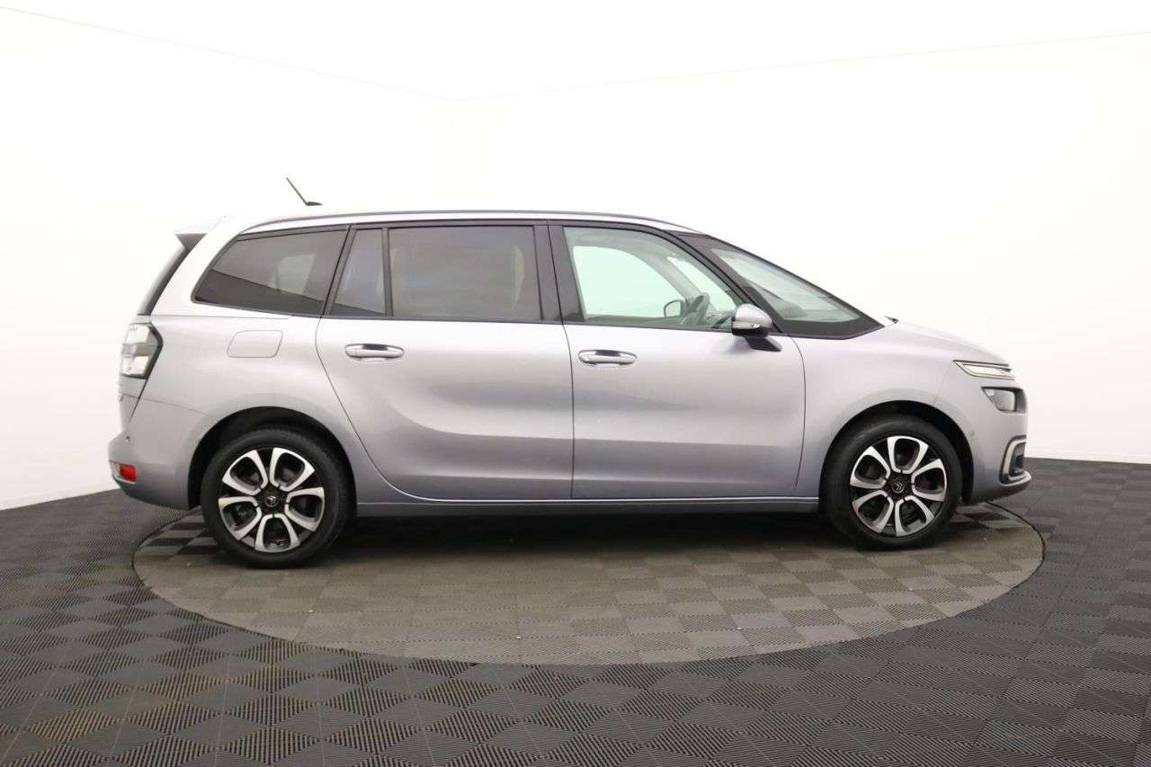 A 2019 CITROEN GRAND C4 SPACETOURER 1.2 PureTech GPF Flair MPV 5dr Petrol Manual Euro 6 (s/s) (130 ps) Award Wi A 2019 CITROEN GRAND C4 SPACETOURER 1.2 PureTech GPF Flair MPV 5dr Petrol Manual Euro 6 (s/s) (130 ps) Award Wi