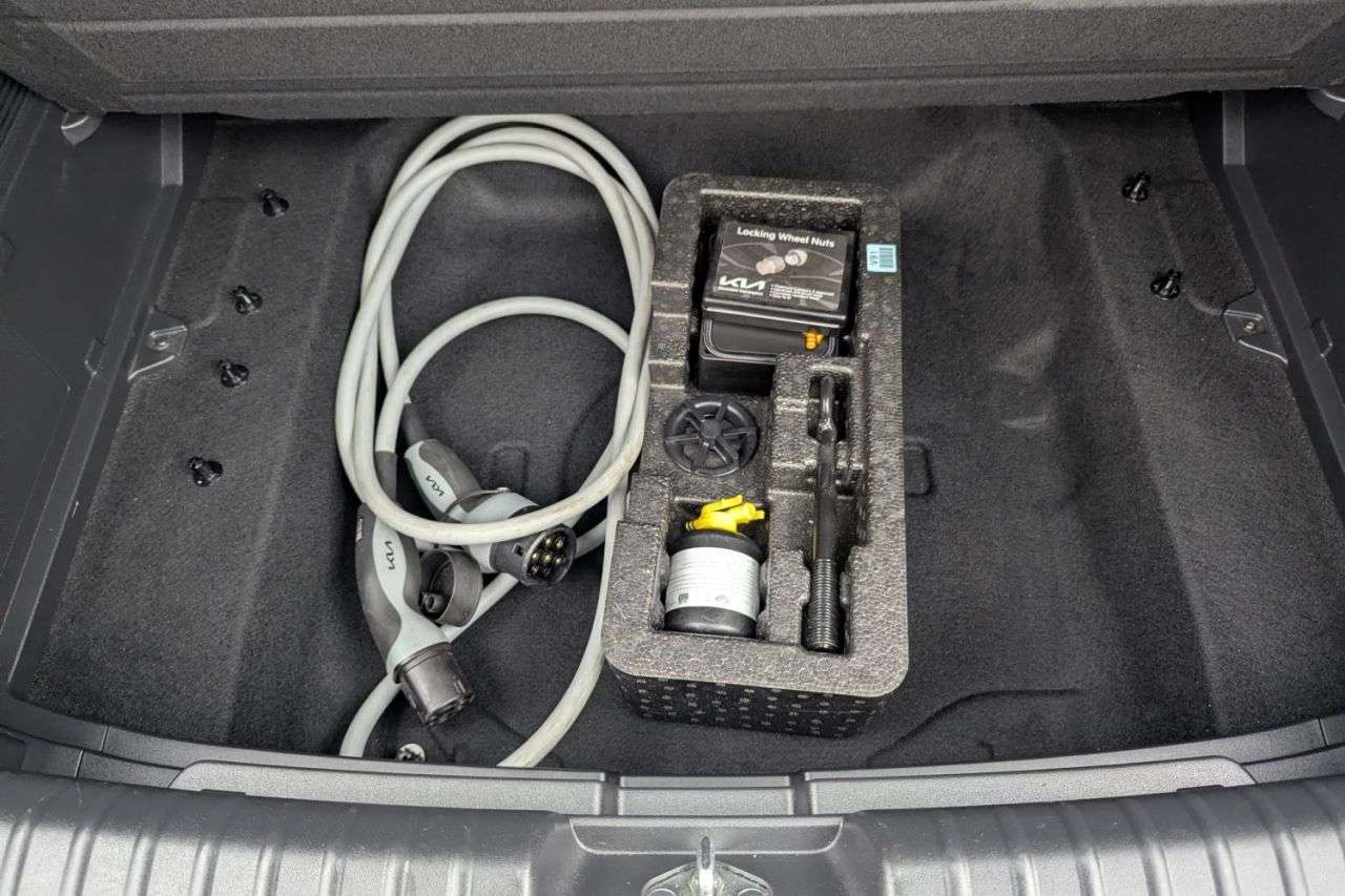 2023 KIA NIRO 2023 KIA NIRO