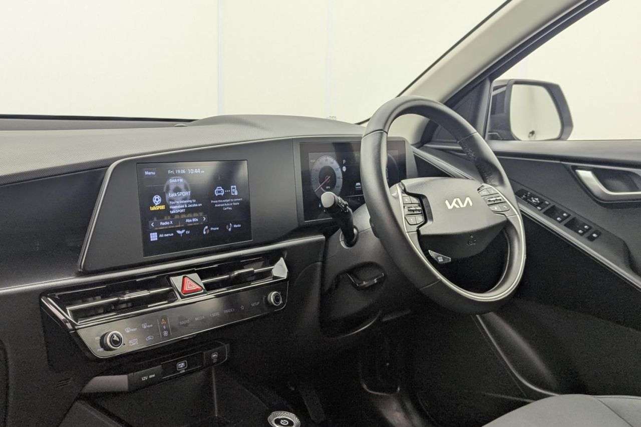 2023 KIA NIRO 2023 KIA NIRO