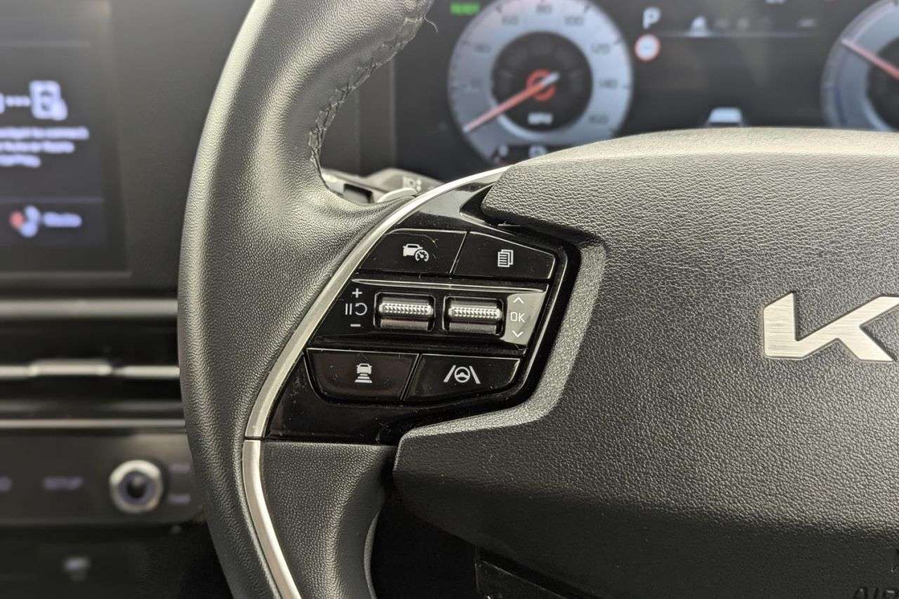 2023 KIA NIRO 2023 KIA NIRO