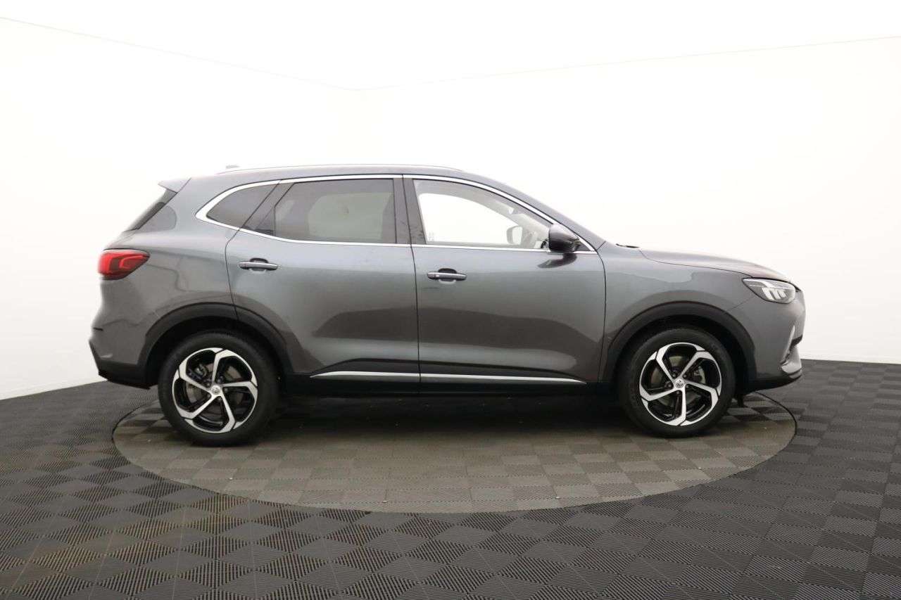 A 2024 MG MG HS 1.5 T-GDI Trophy SUV 5dr Petrol DCT Euro 6 (s/s) (162 ps) Award Winning 5 S A 2024 MG MG HS 1.5 T-GDI Trophy SUV 5dr Petrol DCT Euro 6 (s/s) (162 ps) Award Winning 5 S