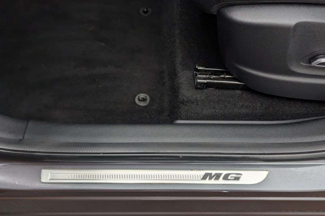 2024 MG MG HS 2024 MG MG HS
