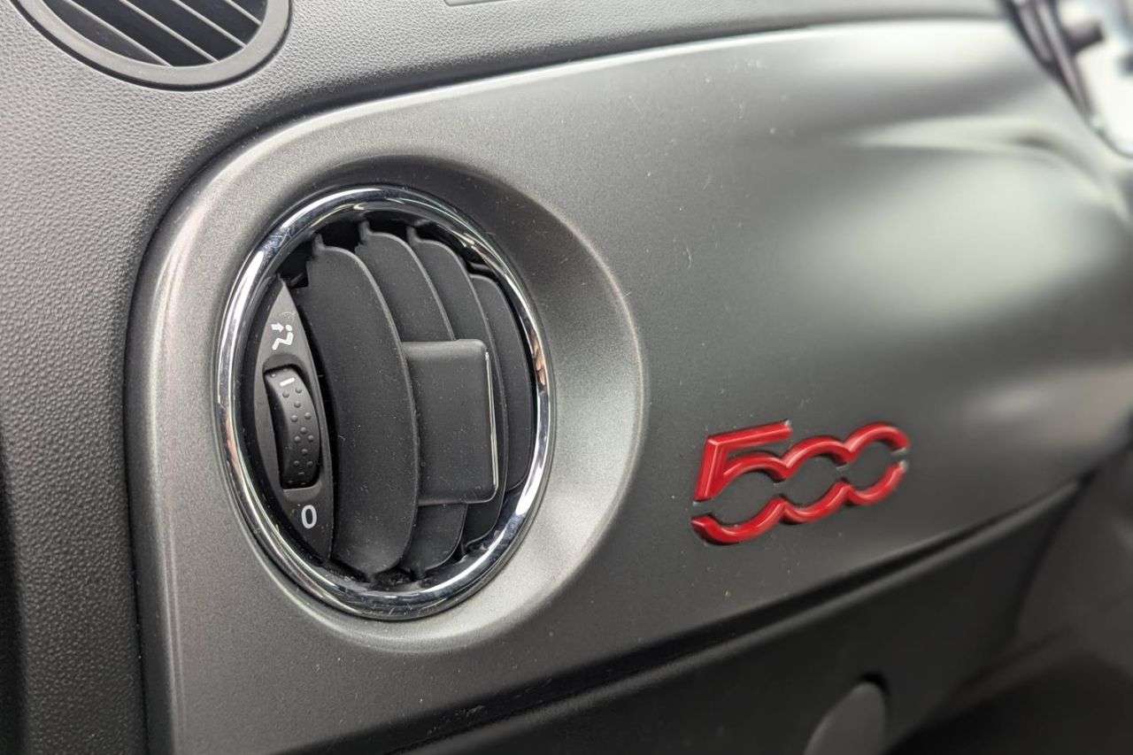 2016 FIAT 500 2016 FIAT 500
