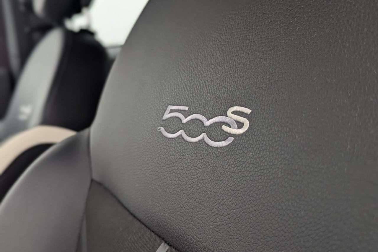 2016 FIAT 500 2016 FIAT 500