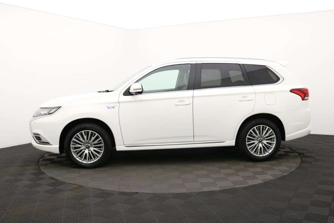 2020 MITSUBISHI OUTLANDER 2020 MITSUBISHI OUTLANDER