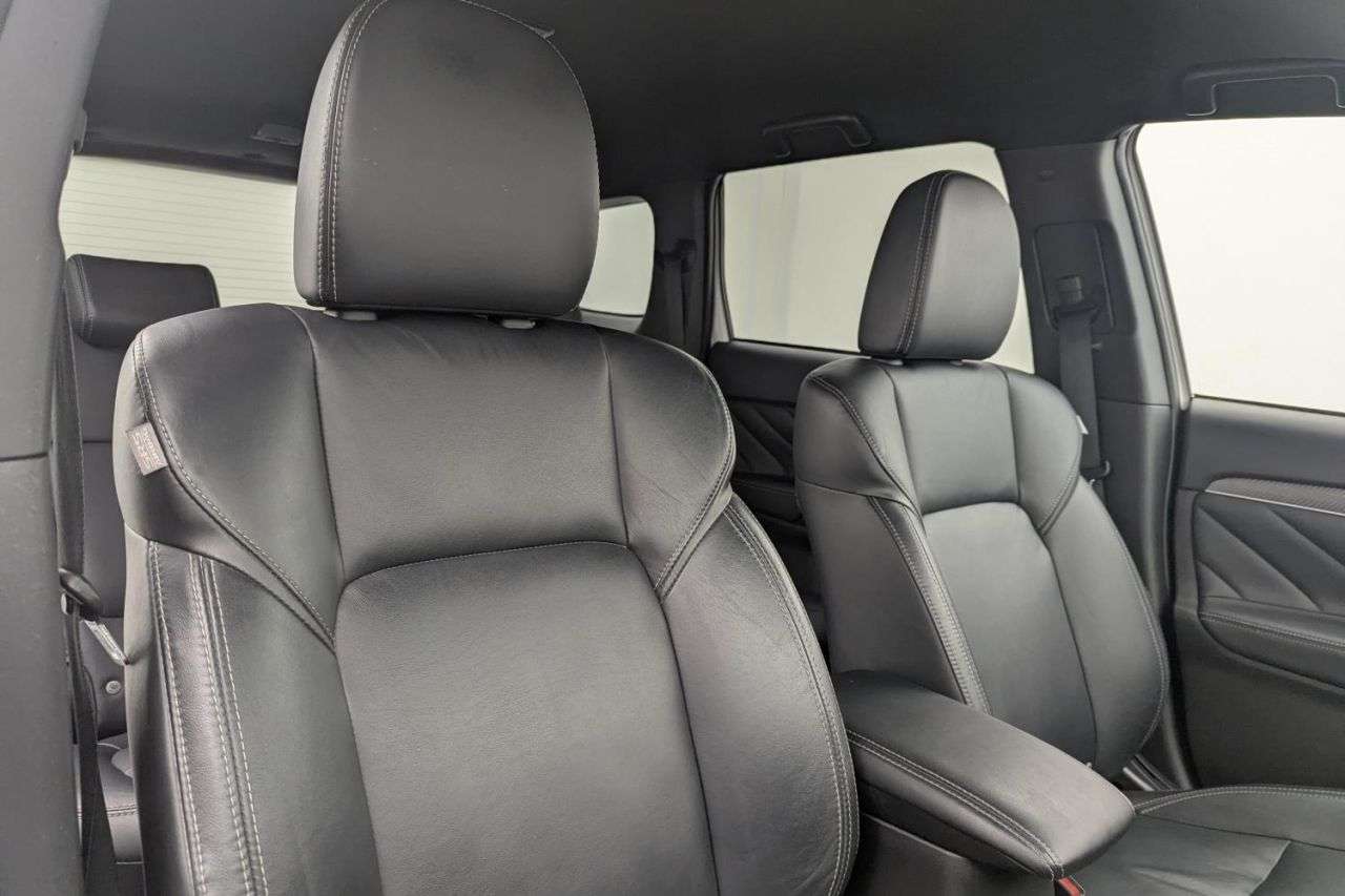 2020 MITSUBISHI OUTLANDER 2020 MITSUBISHI OUTLANDER