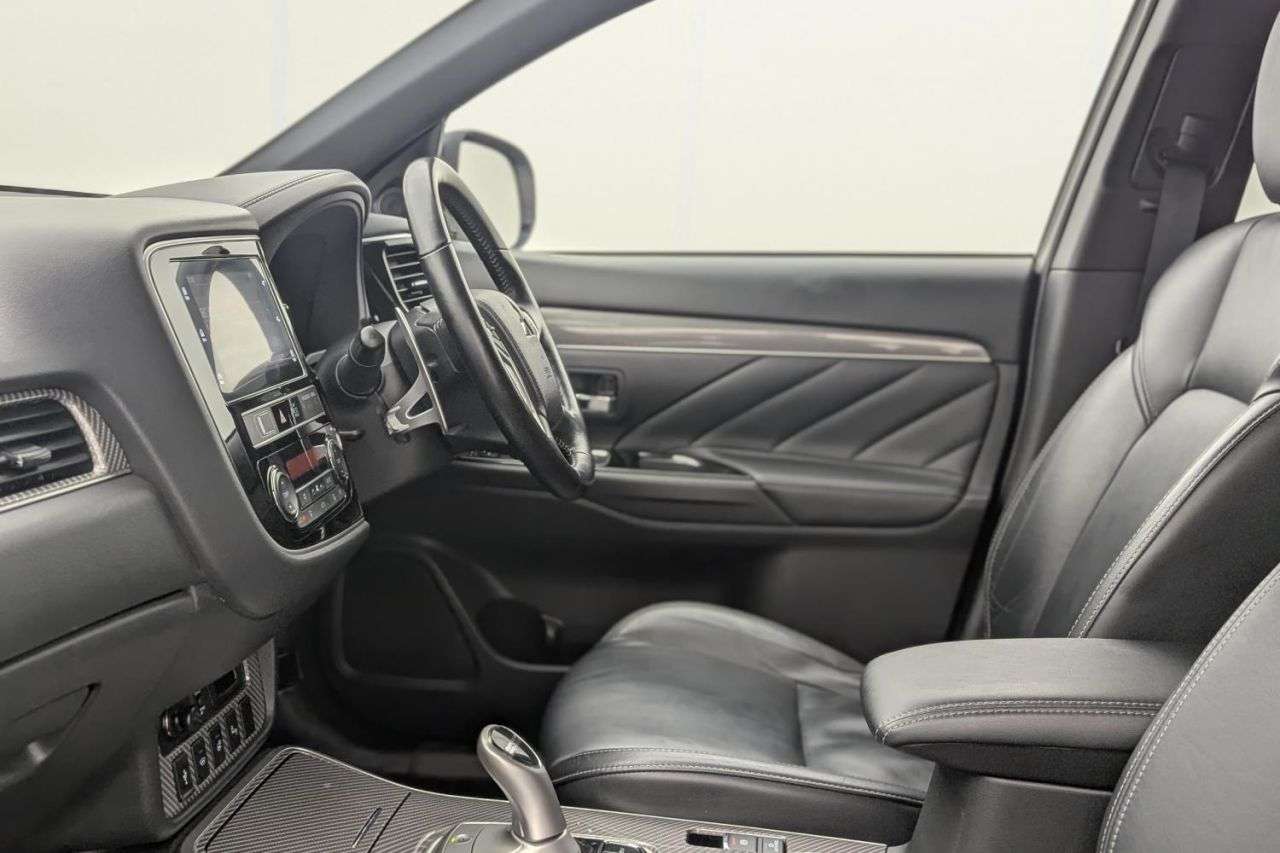 2020 MITSUBISHI OUTLANDER 2020 MITSUBISHI OUTLANDER