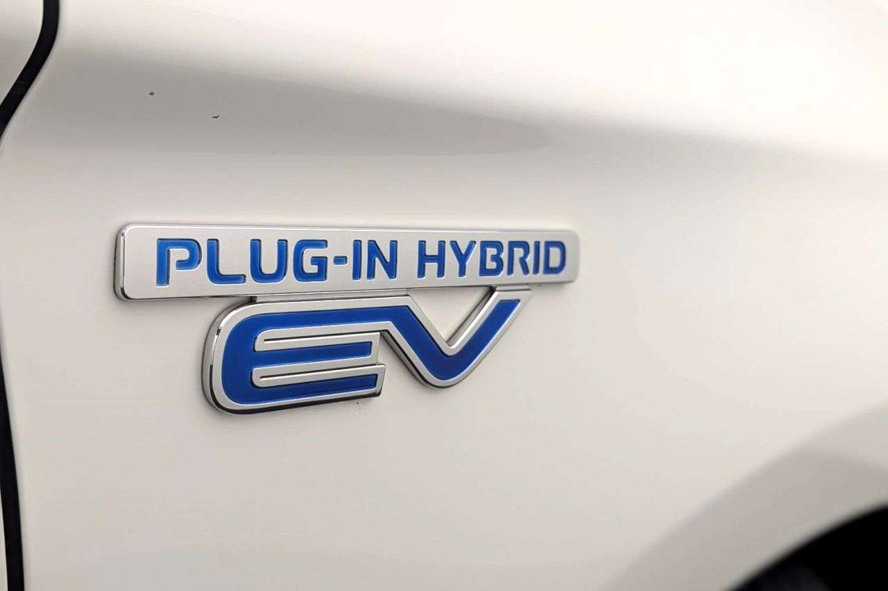 2020 MITSUBISHI OUTLANDER 2020 MITSUBISHI OUTLANDER