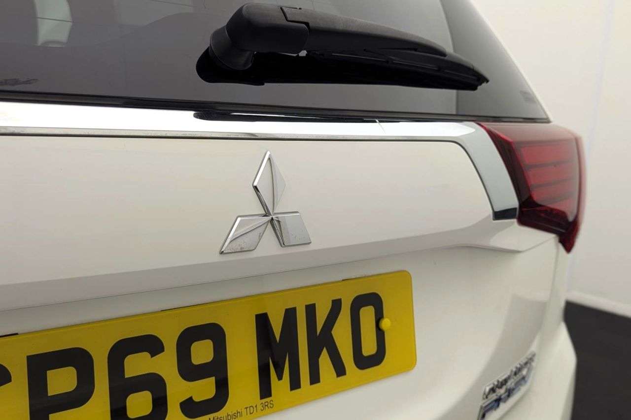 2020 MITSUBISHI OUTLANDER 2020 MITSUBISHI OUTLANDER