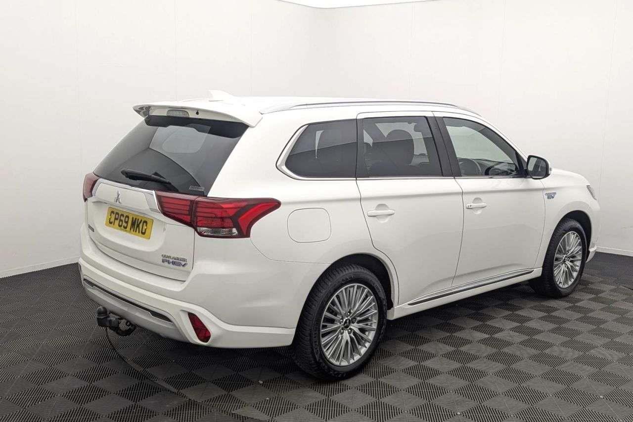2020 MITSUBISHI OUTLANDER 2020 MITSUBISHI OUTLANDER