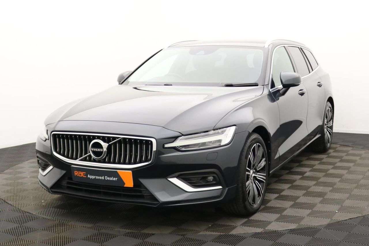 2018 VOLVO V60 2018 VOLVO V60