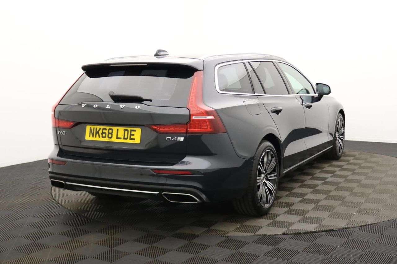 2018 VOLVO V60 2018 VOLVO V60