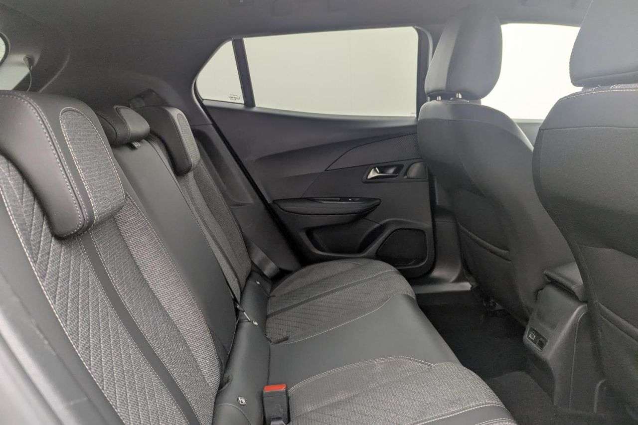 2023 PEUGEOT 2008 2023 PEUGEOT 2008