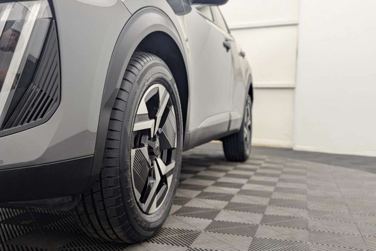 2023 PEUGEOT 2008 2023 PEUGEOT 2008