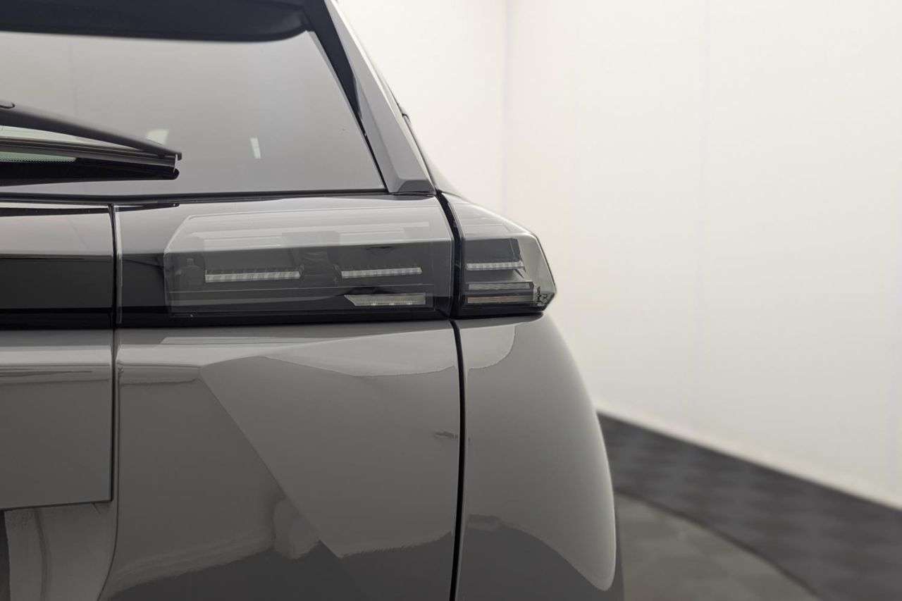 2023 PEUGEOT 2008 2023 PEUGEOT 2008