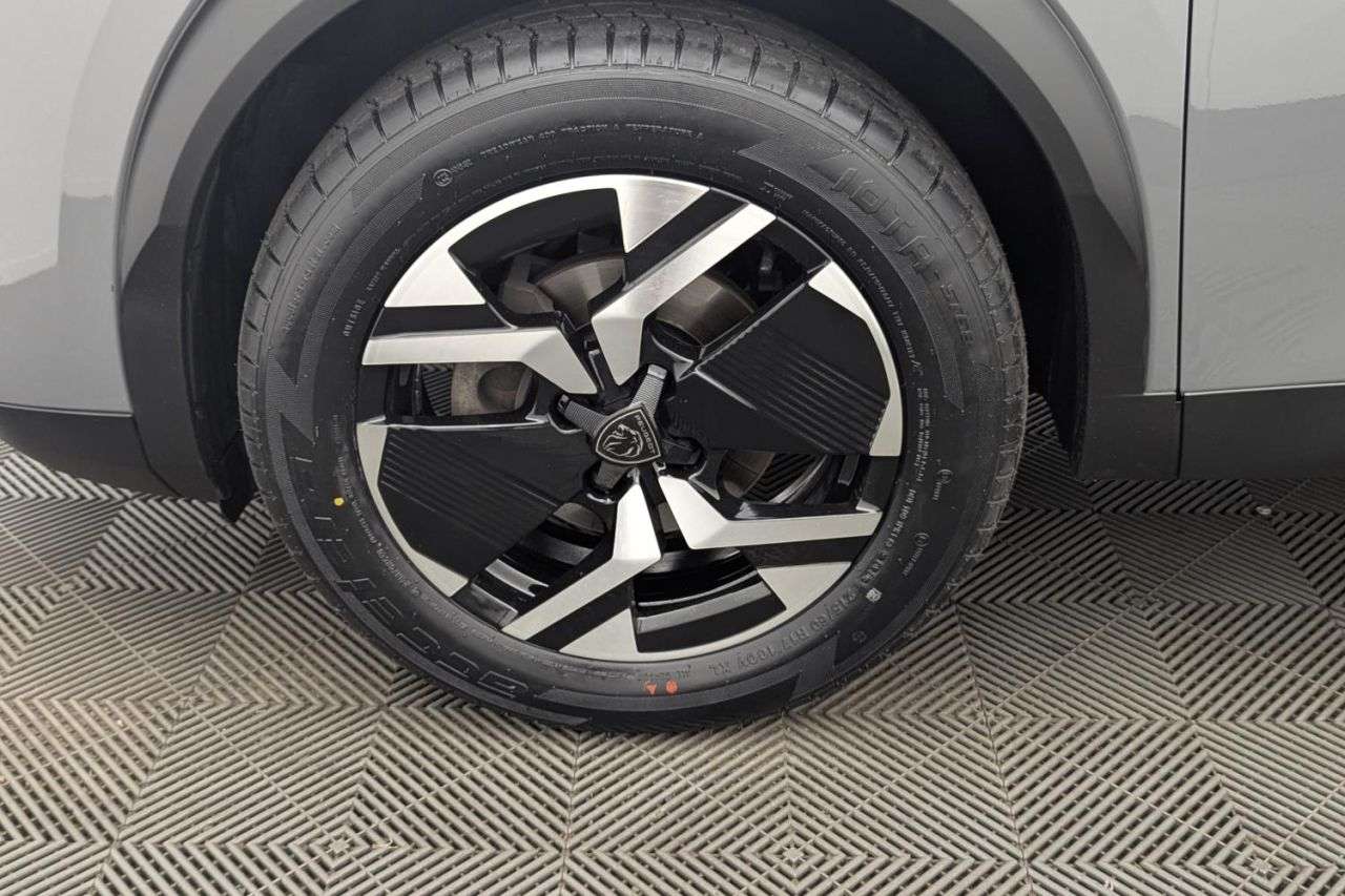 2023 PEUGEOT 2008 2023 PEUGEOT 2008