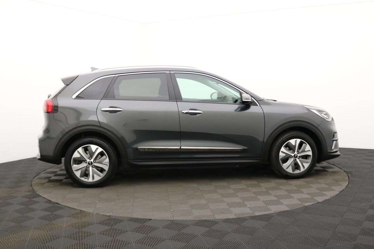 A 2021 KIA NIRO 64kWh 4+ SUV 5dr Electric Auto (201 bhp) Award Winning 5 Star Dealership A 2021 KIA NIRO 64kWh 4+ SUV 5dr Electric Auto (201 bhp) Award Winning 5 Star Dealership