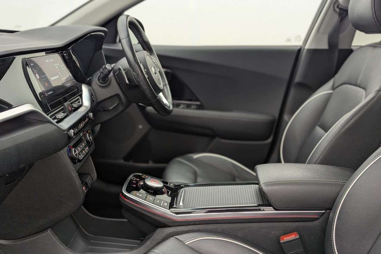 2021 KIA NIRO 2021 KIA NIRO