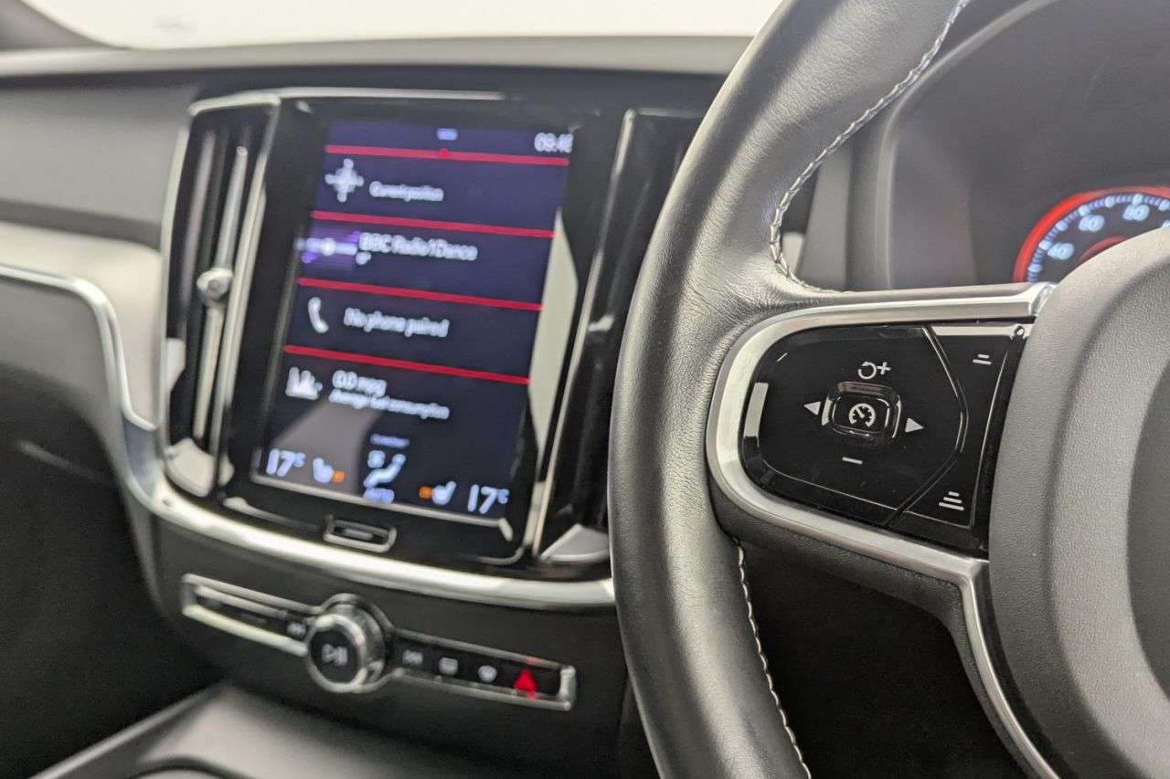 2021 VOLVO S60 2021 VOLVO S60