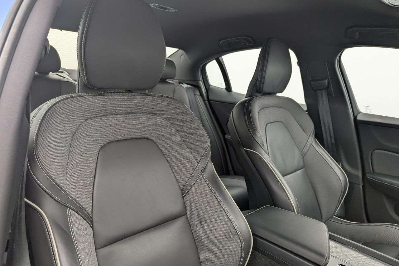 2021 VOLVO S60 2021 VOLVO S60