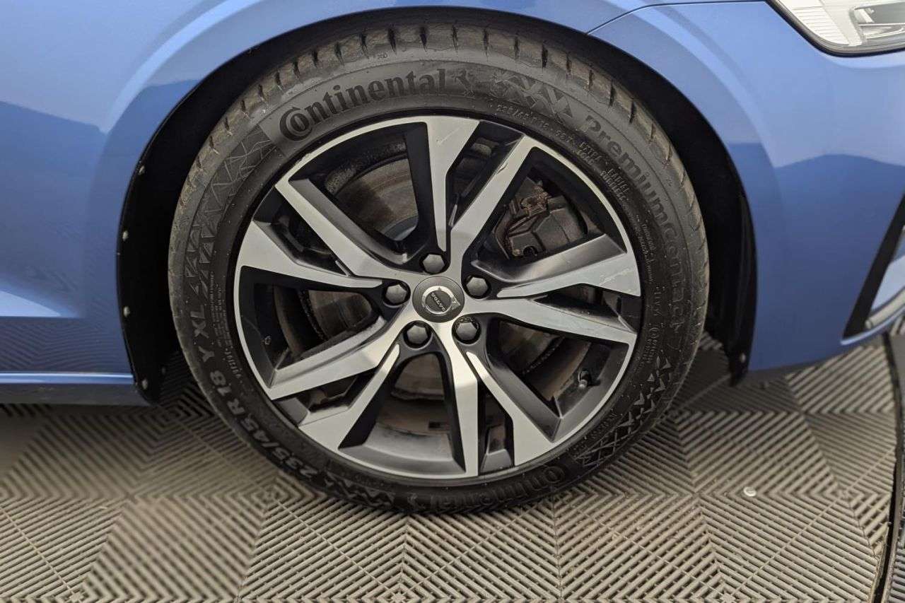 2021 VOLVO S60 2021 VOLVO S60