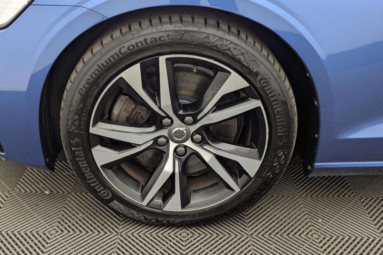 2021 VOLVO S60 2021 VOLVO S60