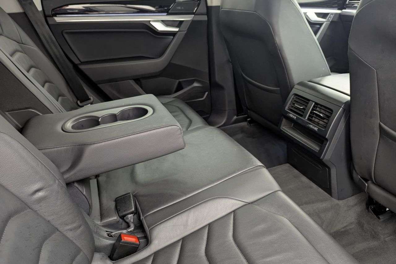 2019 VOLKSWAGEN TOUAREG 2019 VOLKSWAGEN TOUAREG