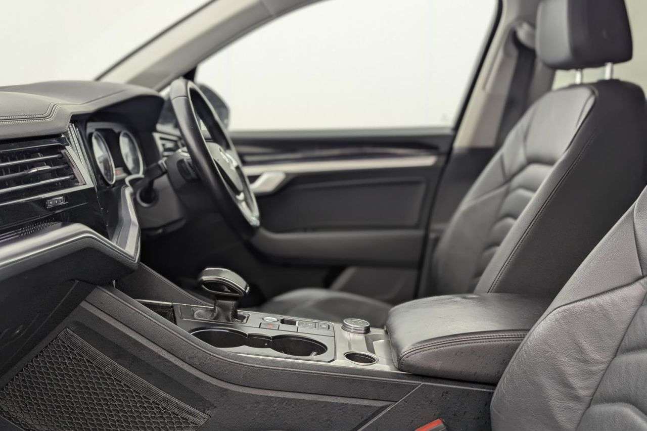 2019 VOLKSWAGEN TOUAREG 2019 VOLKSWAGEN TOUAREG