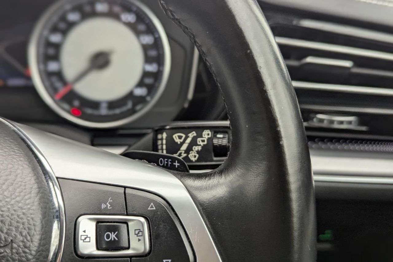 2019 VOLKSWAGEN TOUAREG 2019 VOLKSWAGEN TOUAREG
