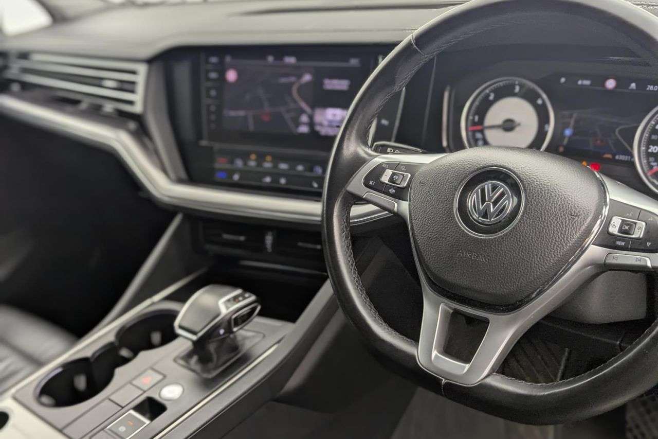 2019 VOLKSWAGEN TOUAREG 2019 VOLKSWAGEN TOUAREG