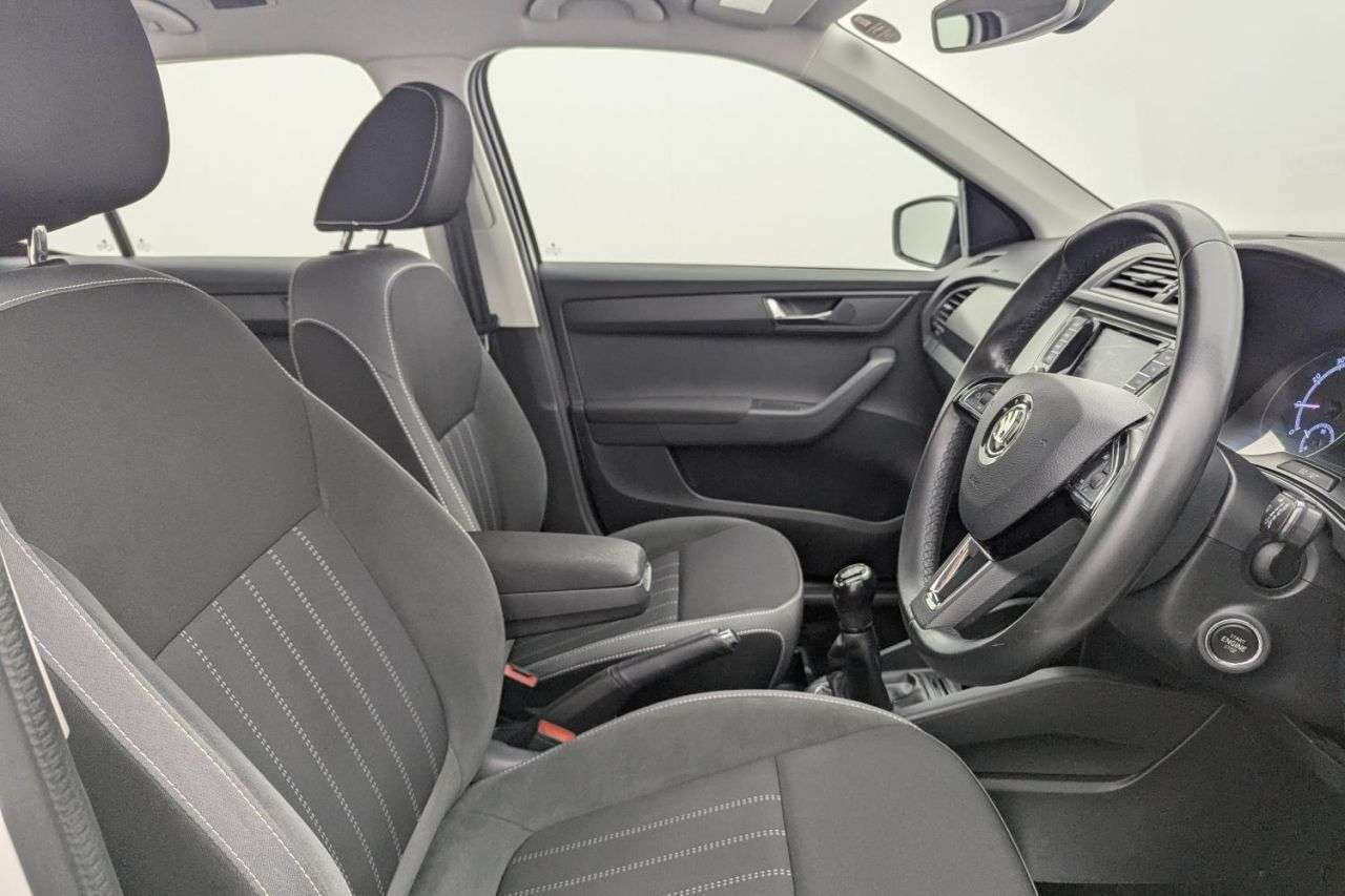 A 2020 SKODA FABIA 1.0 TSI SE L Hatchback 5dr Petrol Manual Euro 6 (s/s) (95 ps) Award Winning A 2020 SKODA FABIA 1.0 TSI SE L Hatchback 5dr Petrol Manual Euro 6 (s/s) (95 ps) Award Winning