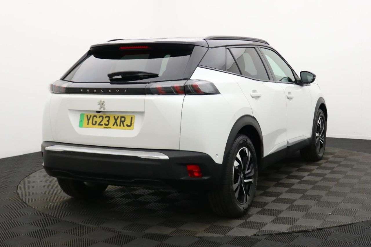 2023 PEUGEOT E-2008 2023 PEUGEOT E-2008