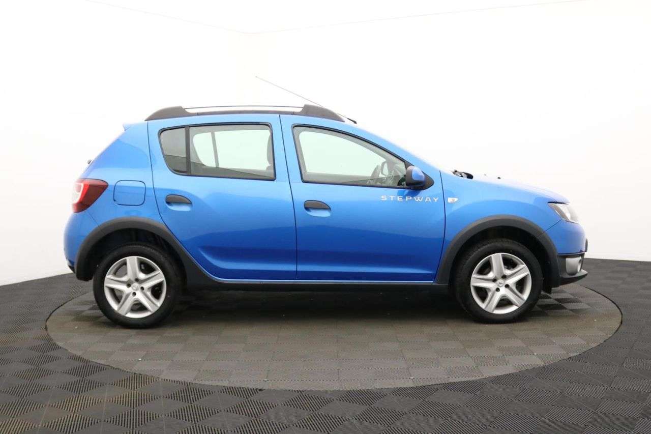 A 2015 DACIA SANDERO STEPWAY 1.5 dCi Laureate Hatchback 5dr Diesel Manual Euro 6 (s/s) (90 ps) Award Win A 2015 DACIA SANDERO STEPWAY 1.5 dCi Laureate Hatchback 5dr Diesel Manual Euro 6 (s/s) (90 ps) Award Win