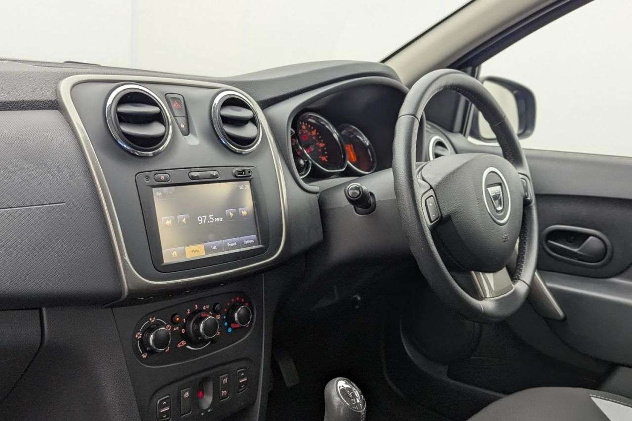 2015 DACIA SANDERO STEPWAY 2015 DACIA SANDERO STEPWAY