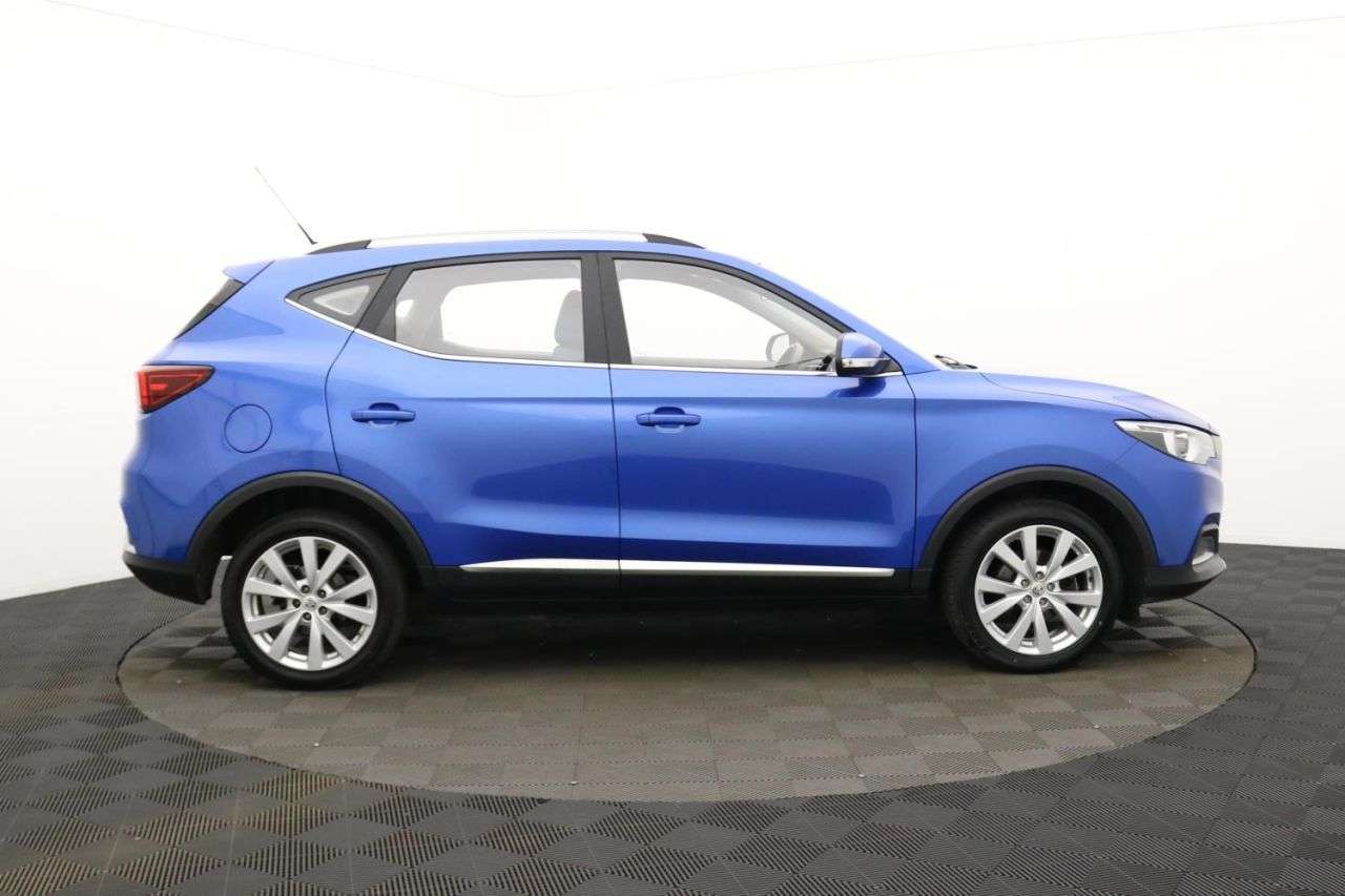 A 2018 MG MG ZS 1.0 T-GDI Excite SUV 5dr Petrol Auto Euro 6 (111 ps) Award Winning 5 Star D A 2018 MG MG ZS 1.0 T-GDI Excite SUV 5dr Petrol Auto Euro 6 (111 ps) Award Winning 5 Star D