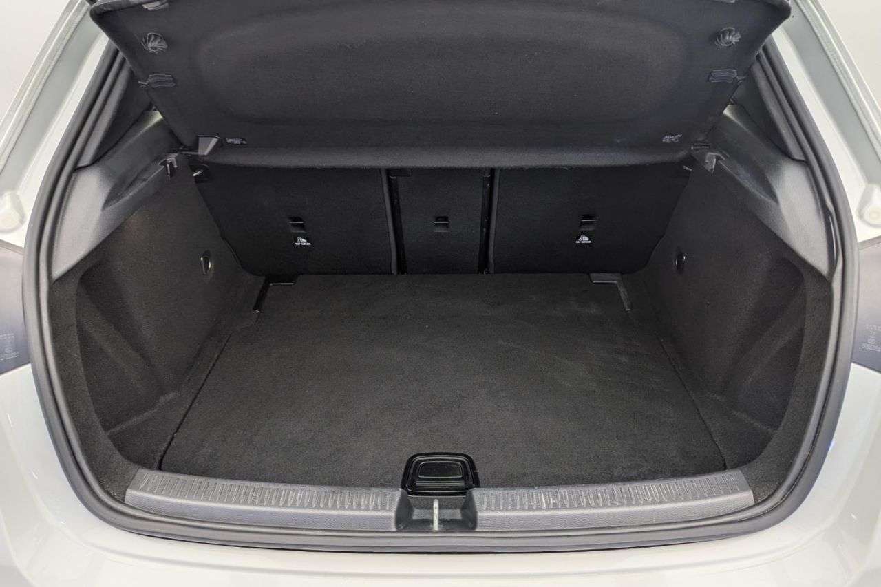 2019 MERCEDES-BENZ A CLASS 2019 MERCEDES-BENZ A CLASS