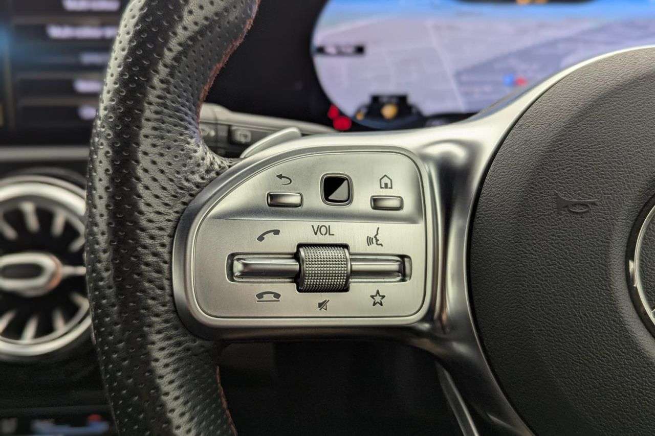 2019 MERCEDES-BENZ A CLASS 2019 MERCEDES-BENZ A CLASS
