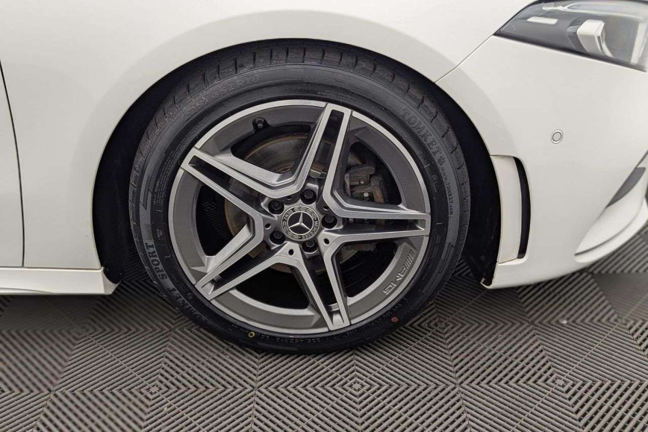 2019 MERCEDES-BENZ A CLASS 2019 MERCEDES-BENZ A CLASS