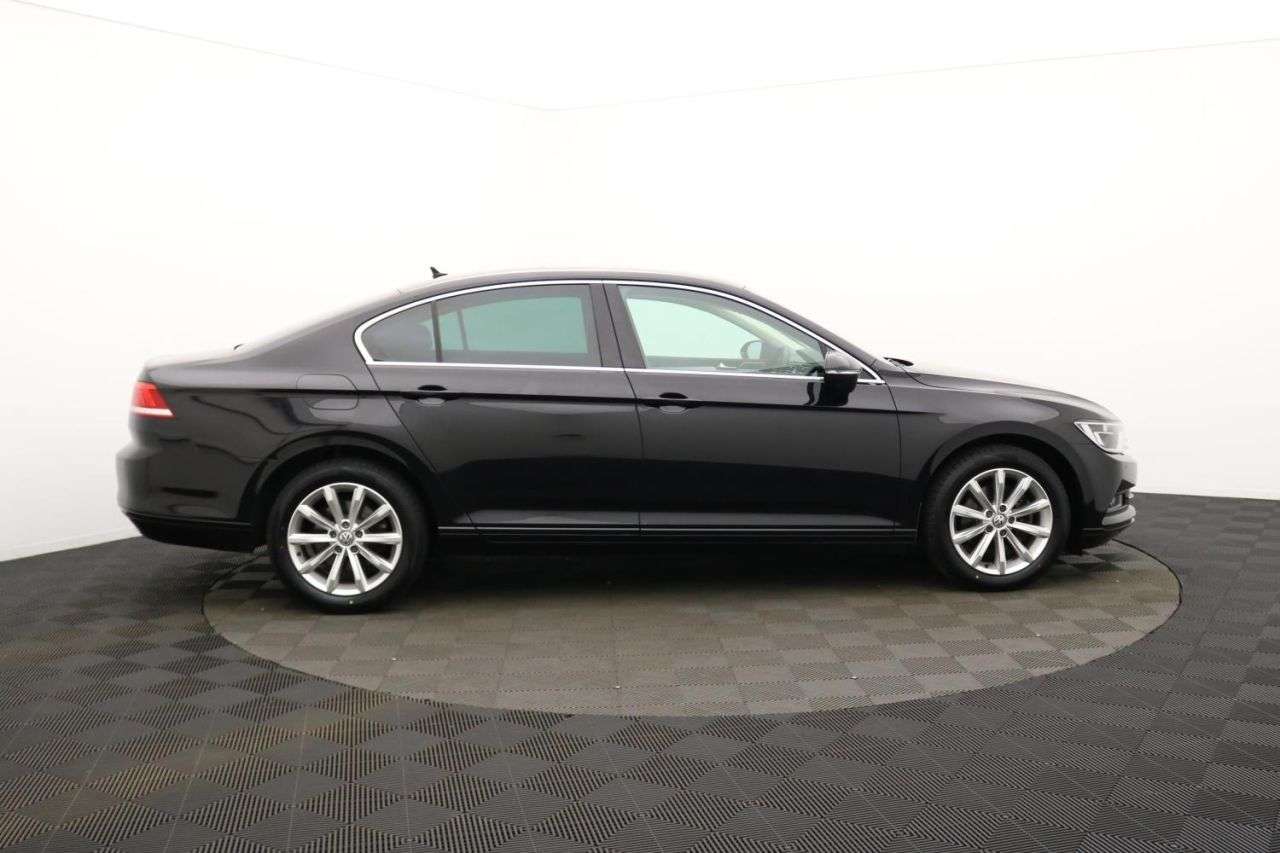 A 2018 VOLKSWAGEN PASSAT 1.4 TSI SE Business Saloon 4dr Petrol Manual Euro 6 (s/s) (125 ps) Award Wi A 2018 VOLKSWAGEN PASSAT 1.4 TSI SE Business Saloon 4dr Petrol Manual Euro 6 (s/s) (125 ps) Award Wi