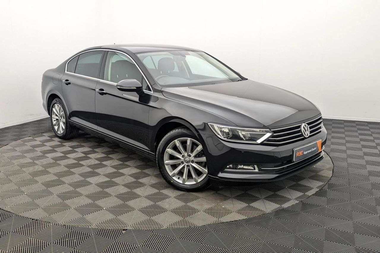 A 2018 VOLKSWAGEN PASSAT 1.4 TSI SE Business Saloon 4dr Petrol Manual Euro 6 (s/s) (125 ps) Award Wi A 2018 VOLKSWAGEN PASSAT 1.4 TSI SE Business Saloon 4dr Petrol Manual Euro 6 (s/s) (125 ps) Award Wi