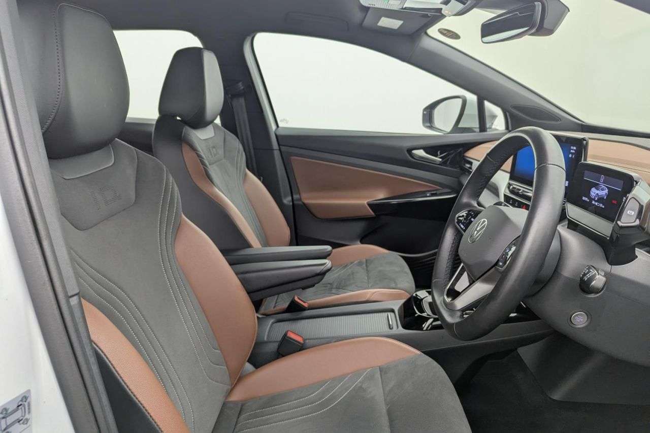 A 2022 VOLKSWAGEN ID.4 Pure 52kWh Life SUV 5dr Electric Auto (148 ps) Award Winning 5 Star Dealers A 2022 VOLKSWAGEN ID.4 Pure 52kWh Life SUV 5dr Electric Auto (148 ps) Award Winning 5 Star Dealers