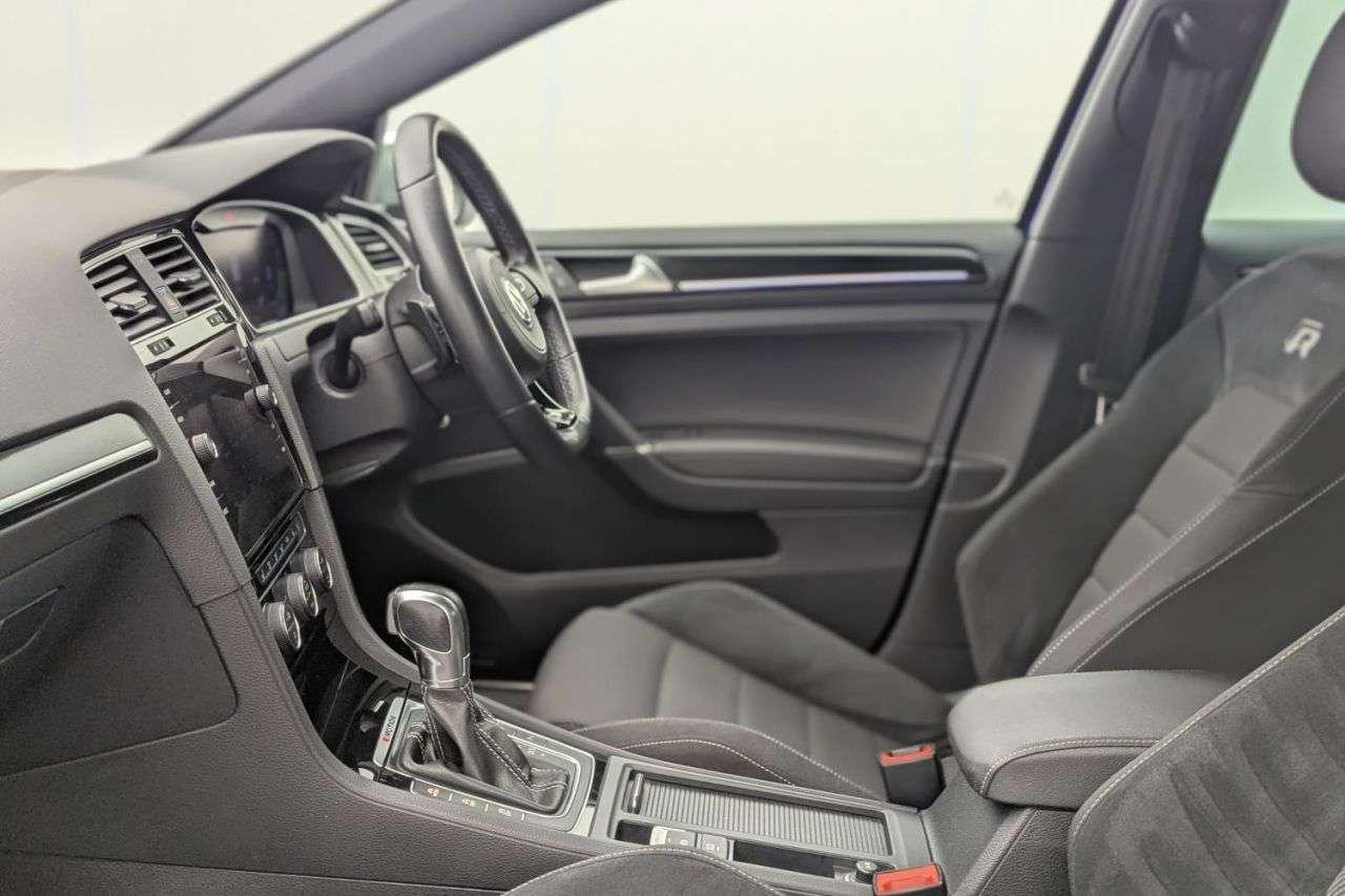 2018 VOLKSWAGEN GOLF 2018 VOLKSWAGEN GOLF